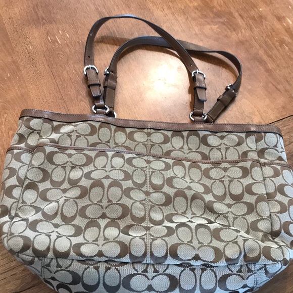 Coach bag - Picture 2 of 4